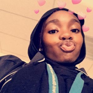 Meet your Posher, Aminaa